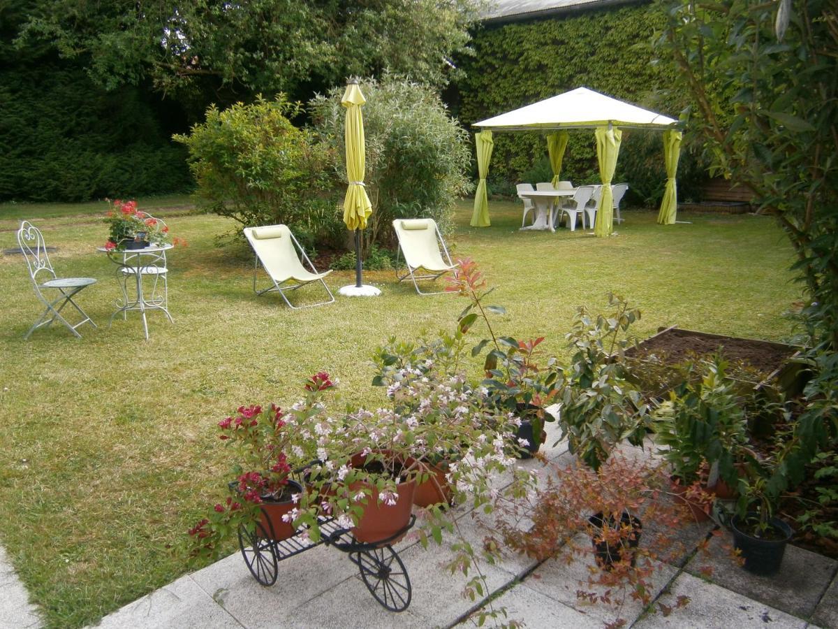 Bed and Breakfast Aux Sources De L'Ancre Miraumont Exterior foto